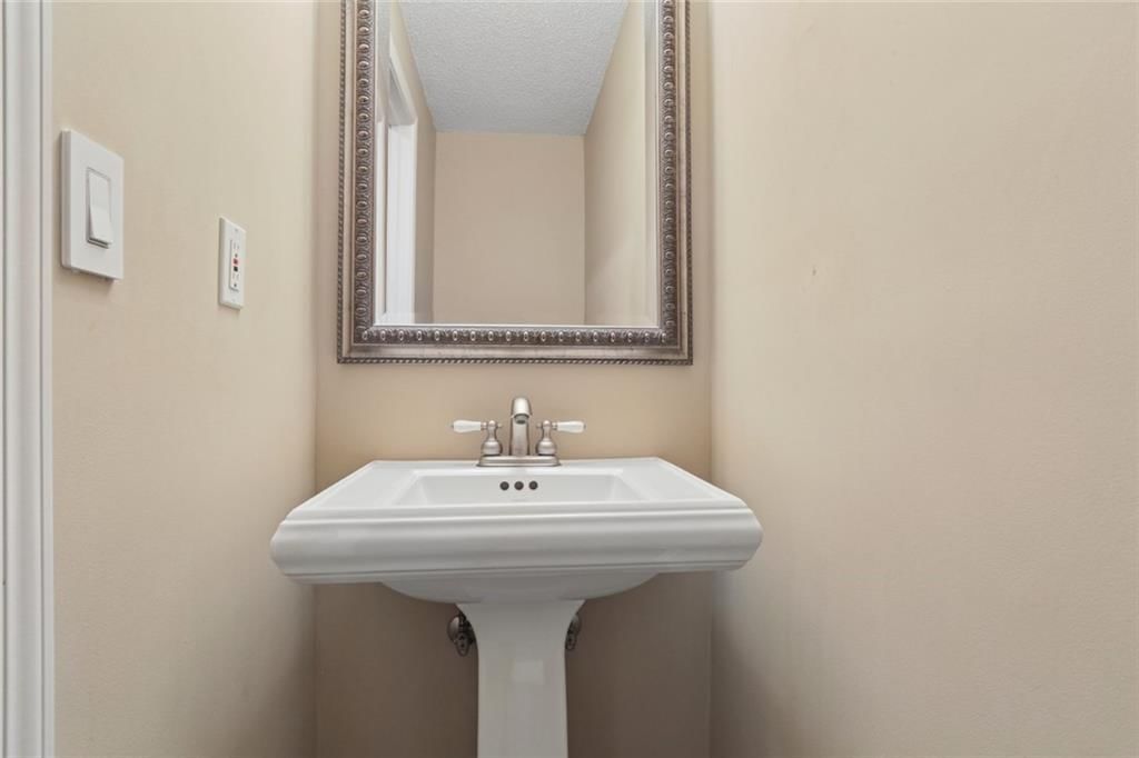 9419 W 124th Terrace — photo 31