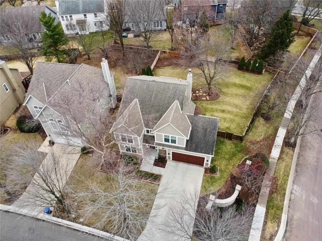 9419 W 124th Terrace — photo 45
