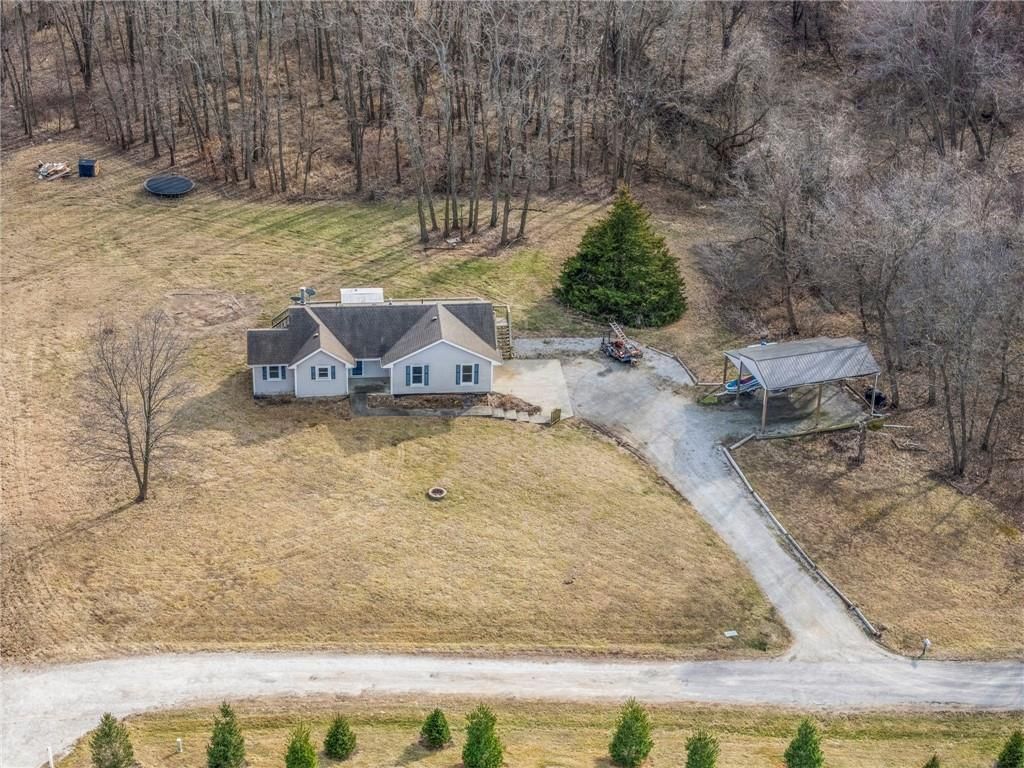 26965 Smithers Lane, Weston, MO