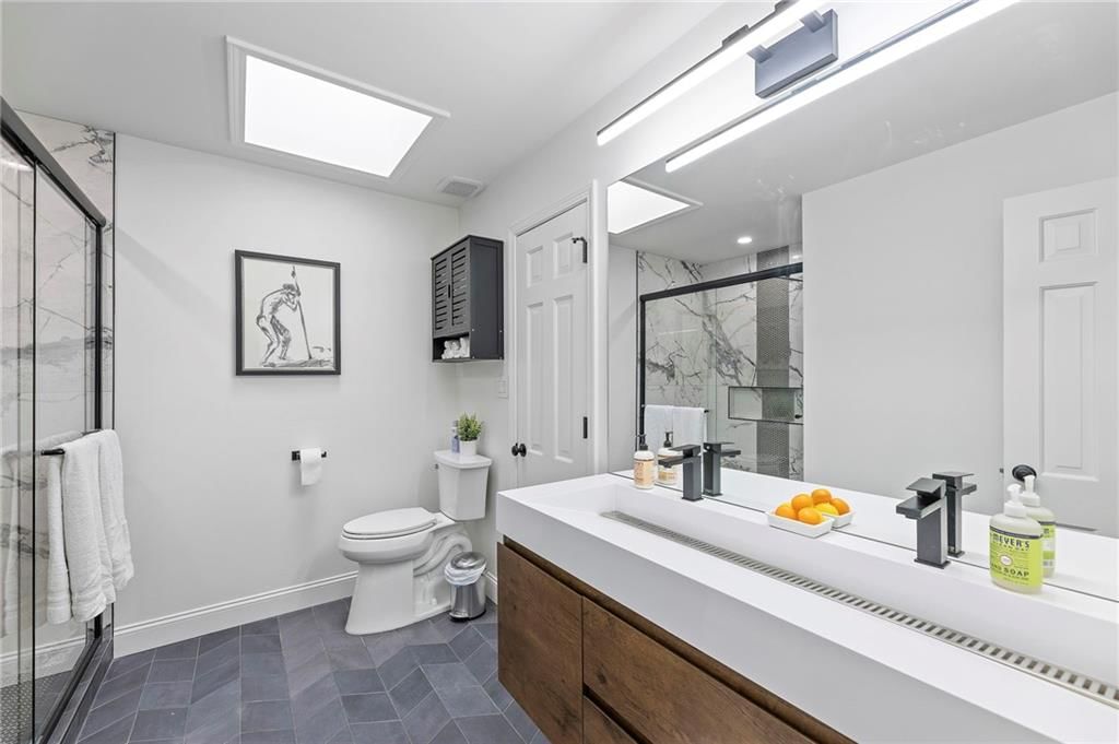 2042 Condolea Drive — photo 29