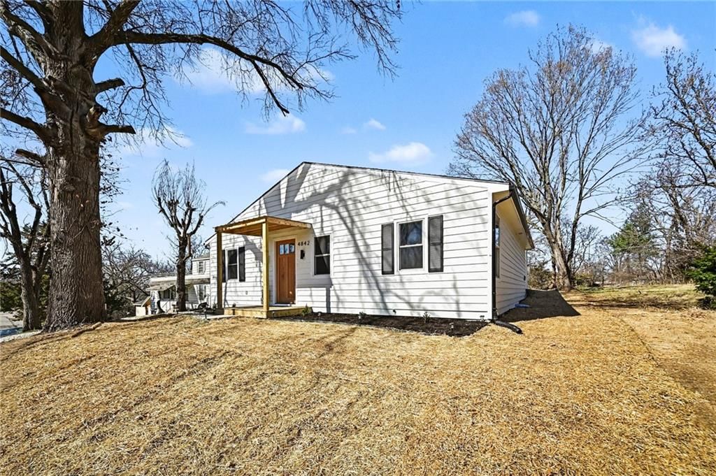 4842 Washington Avenue — photo 3