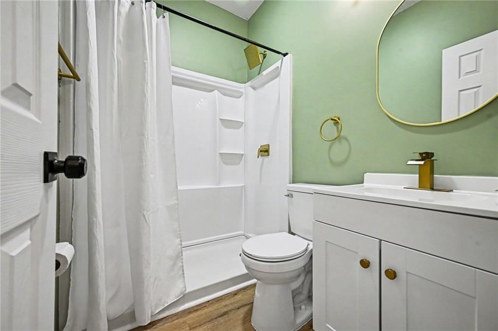 4842 Washington Avenue — photo 27