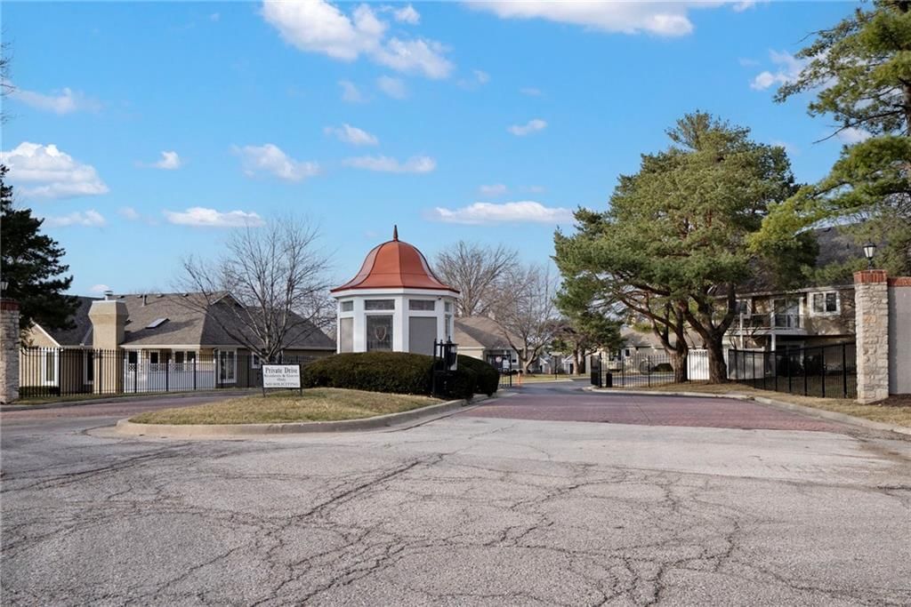 13204 W 85th Court — photo 29