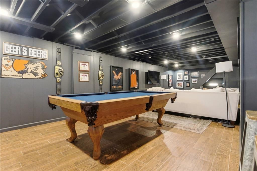 8654 Sleepy Hollow Road — photo 31