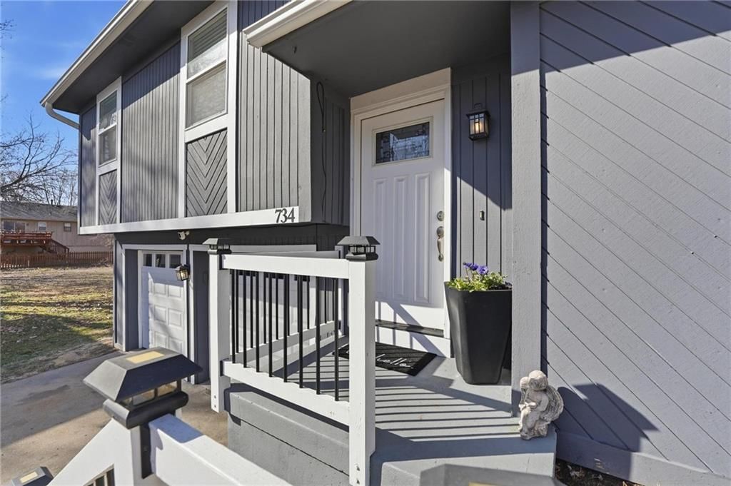 734 S 9th Street — photo 2