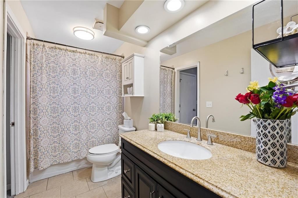 734 S 9th Street — photo 15