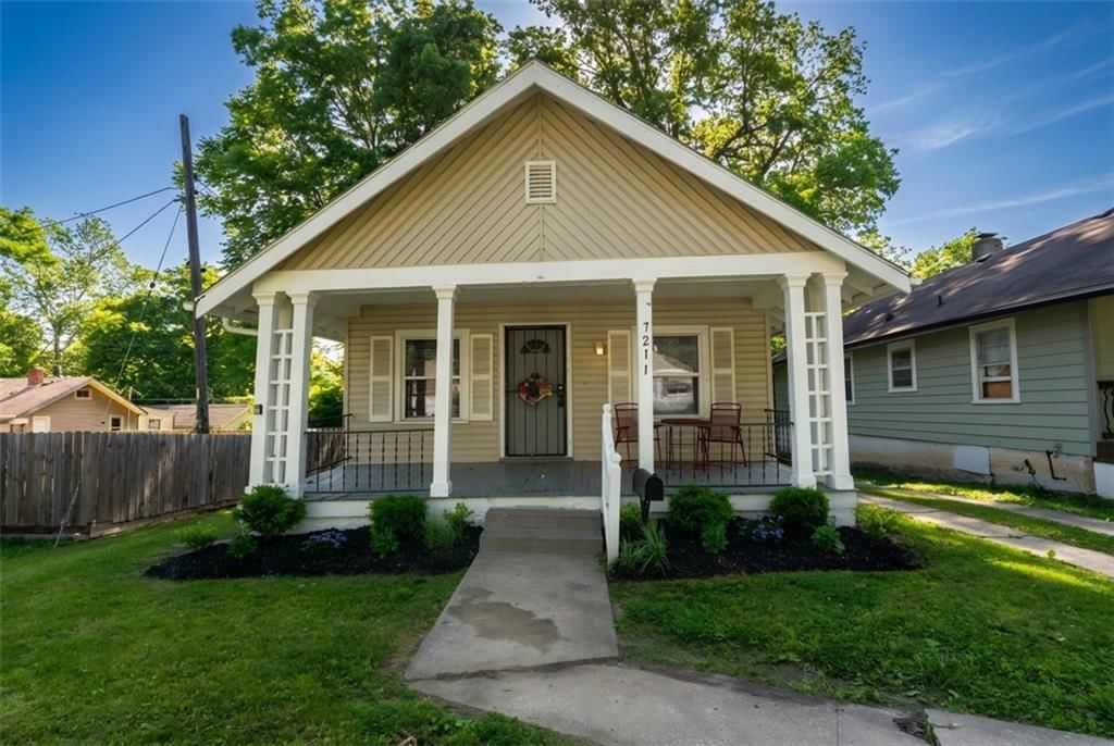 7211 LYDIA Avenue — photo 2
