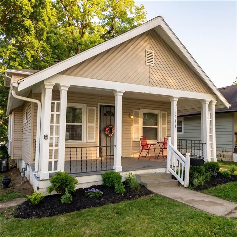 7211 LYDIA Avenue — photo 3