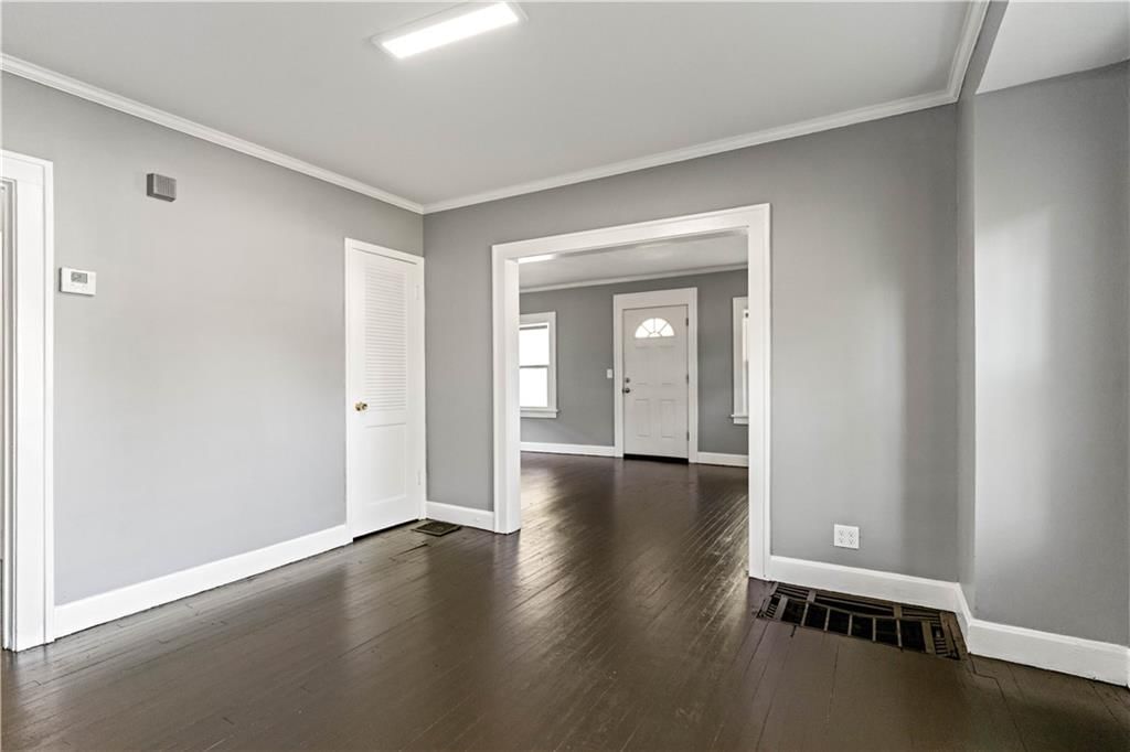 7211 LYDIA Avenue — photo 7