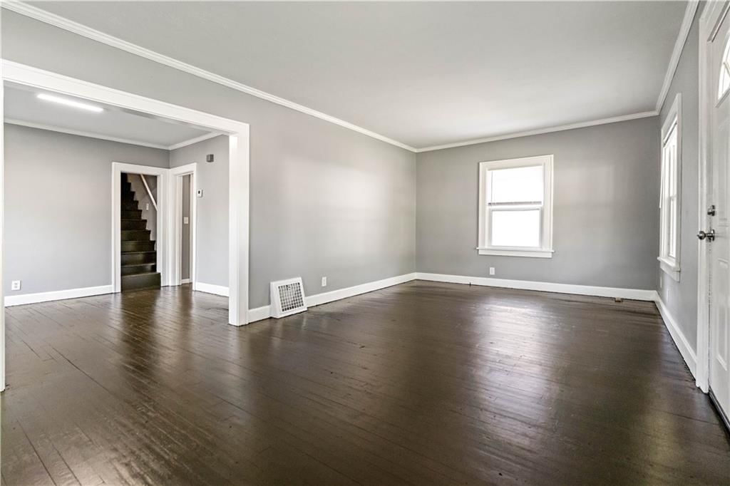 7211 LYDIA Avenue — photo 8