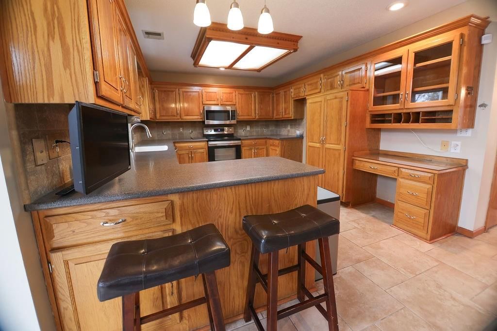 14004 W 113th Street — photo 10