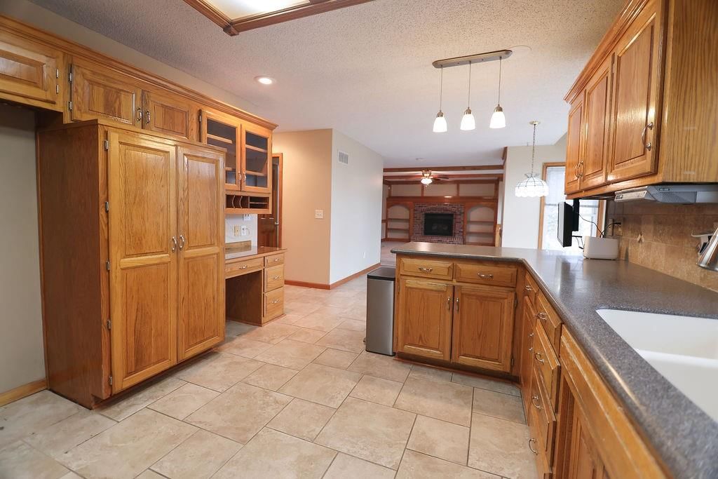 14004 W 113th Street — photo 11