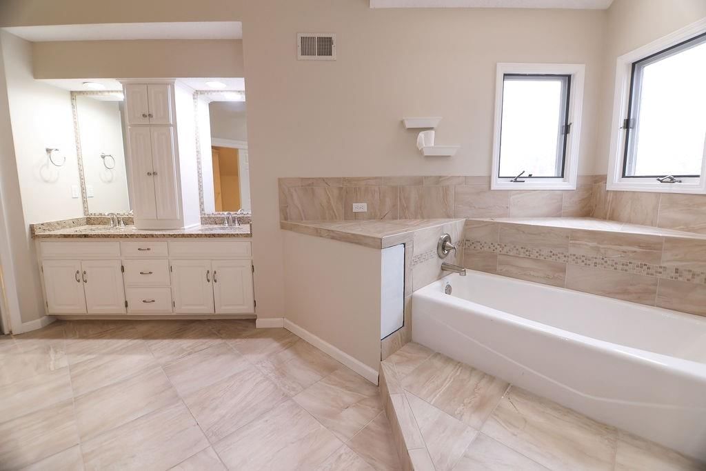 14004 W 113th Street — photo 26