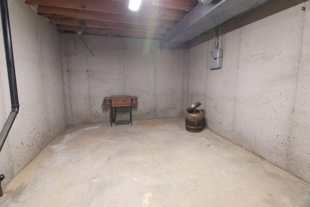 14004 W 113th Street — photo 48