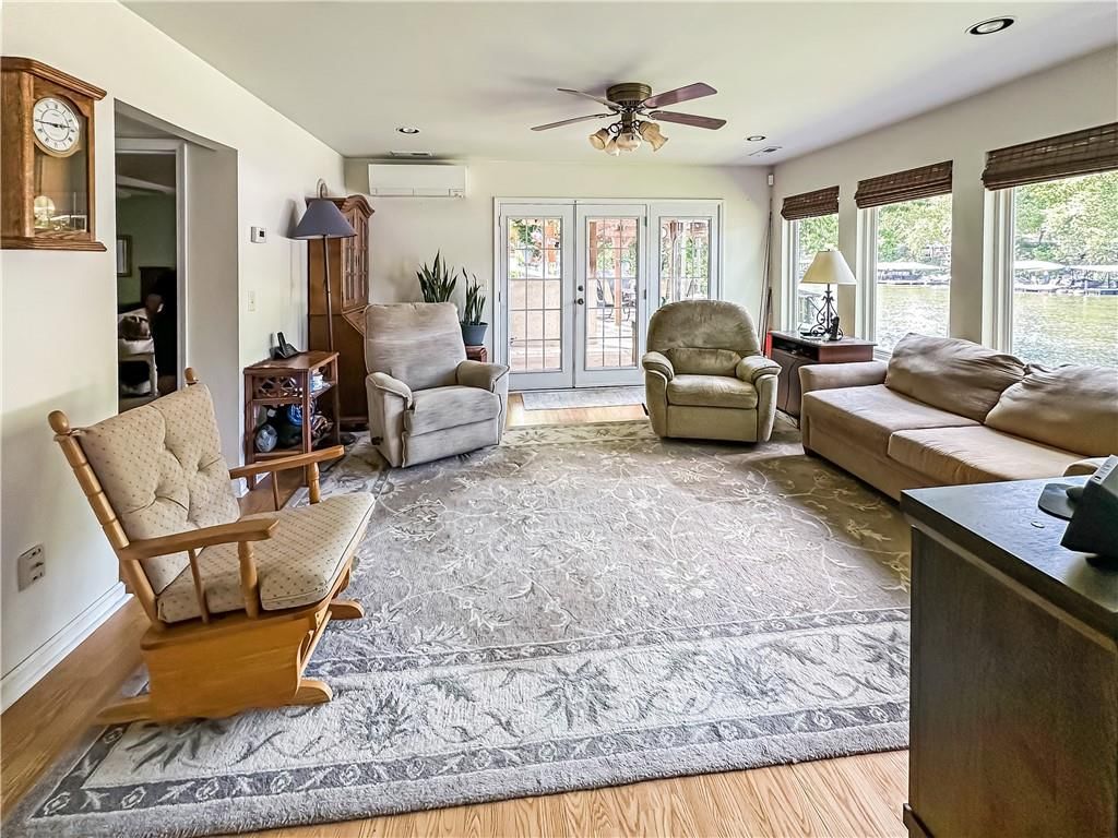 15157 Bass Cove Road — photo 10