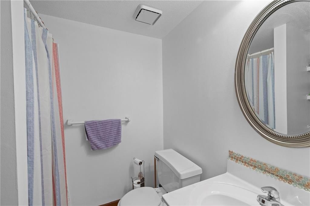 8651 N Hull Avenue — photo 17
