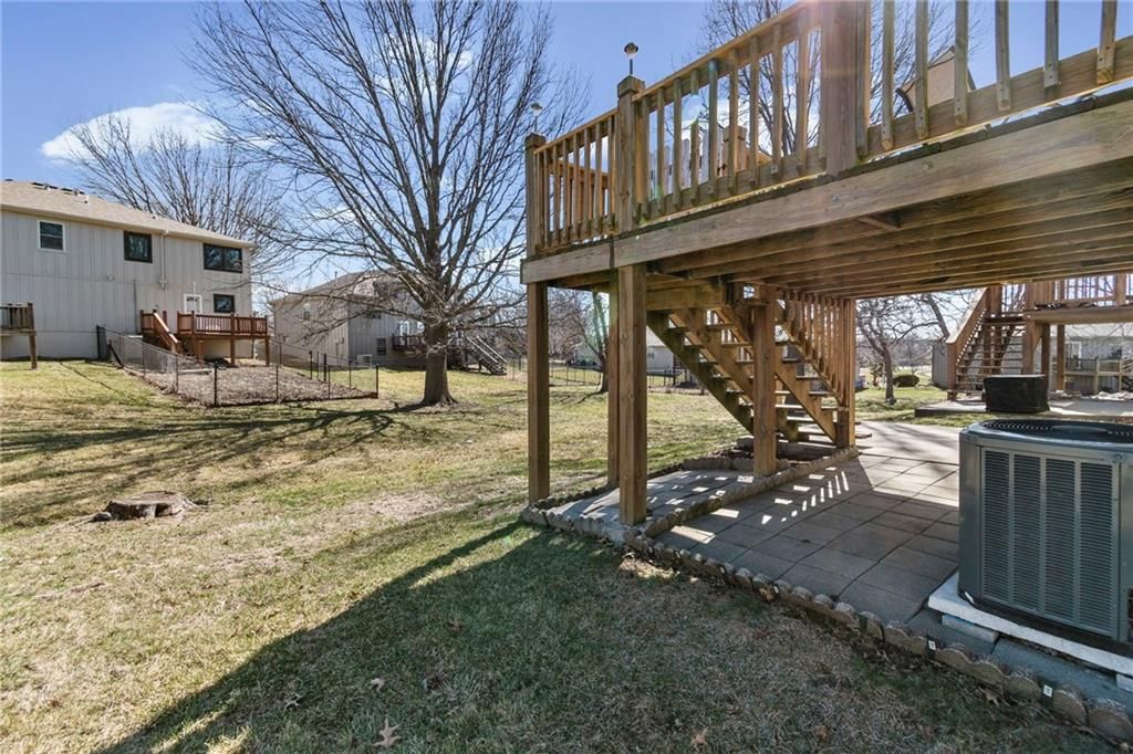 8651 N Hull Avenue — photo 24