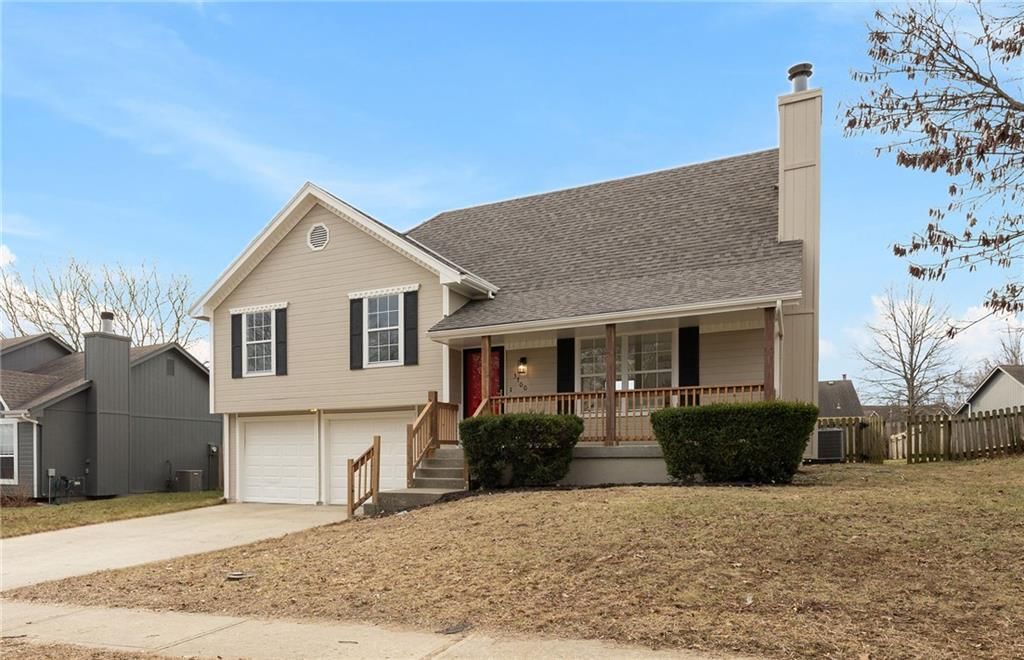 3700 NW Hidden Pointe Drive — photo 3