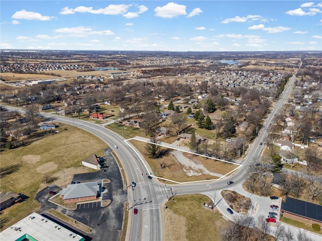 317 & 319 W Foxwood Drive — photo 2