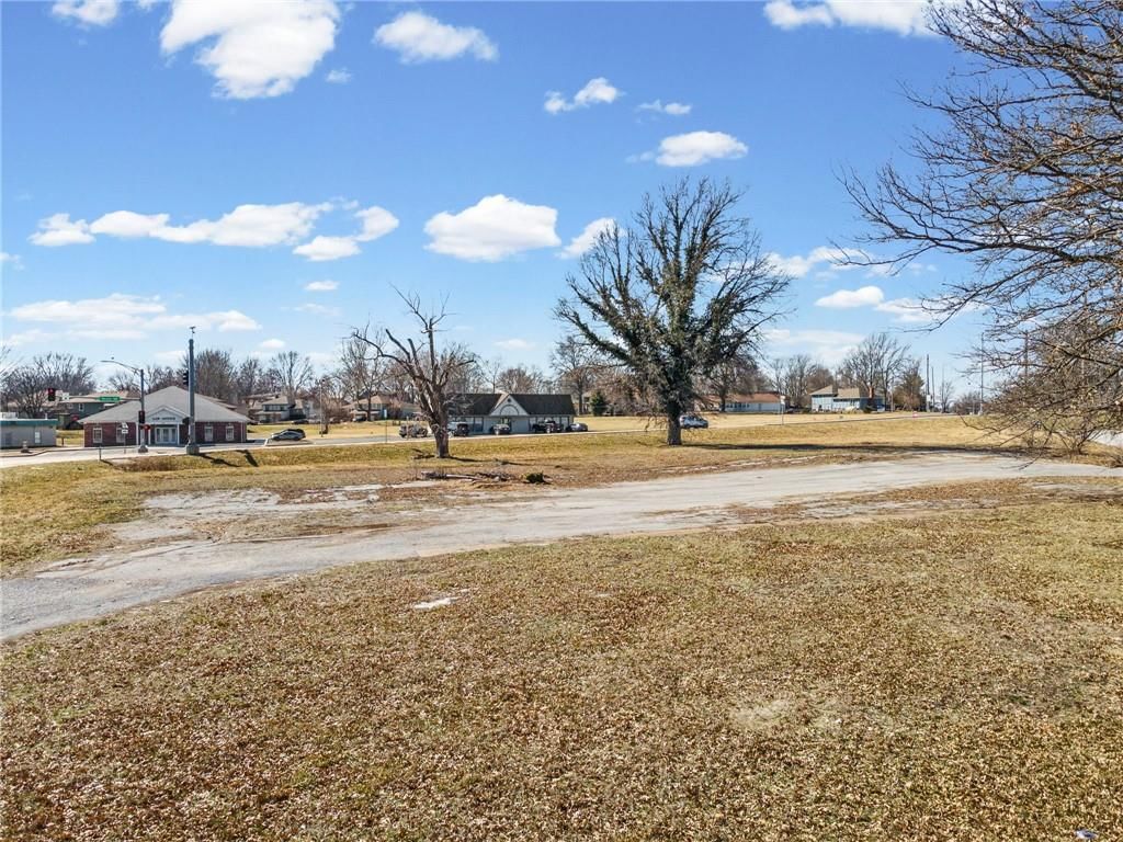 317 & 319 W Foxwood Drive — photo 25