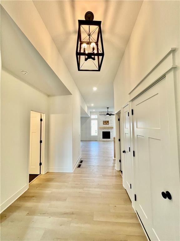 2185 Heritage Court — photo 2