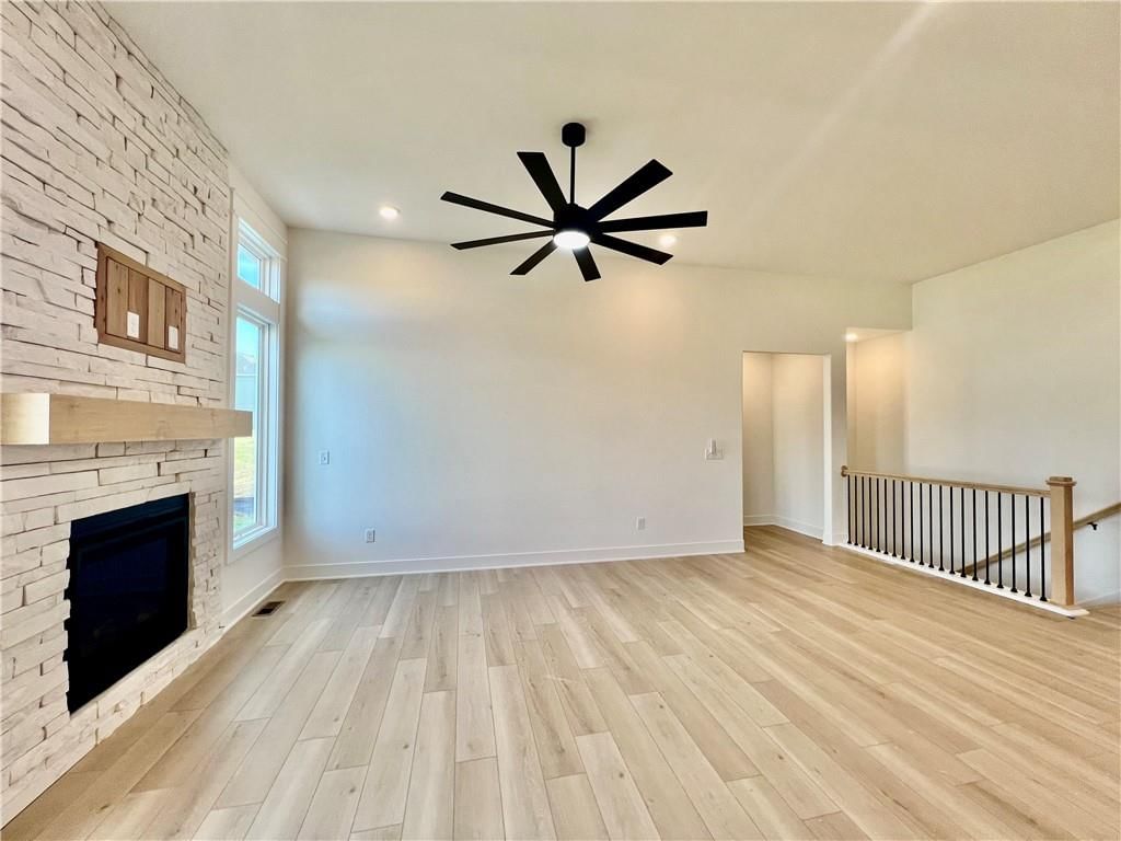 2185 Heritage Court — photo 10