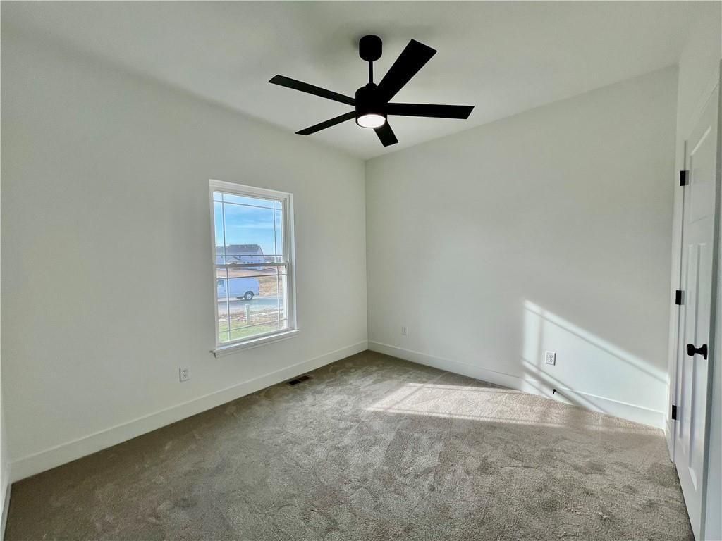 2185 Heritage Court — photo 30