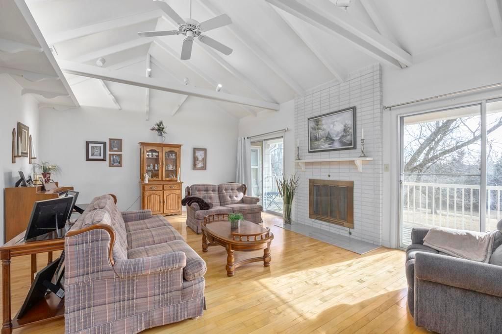 1354 Marblecrest Drive — photo 4