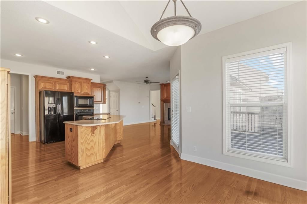9230 N Kentucky Street — photo 11