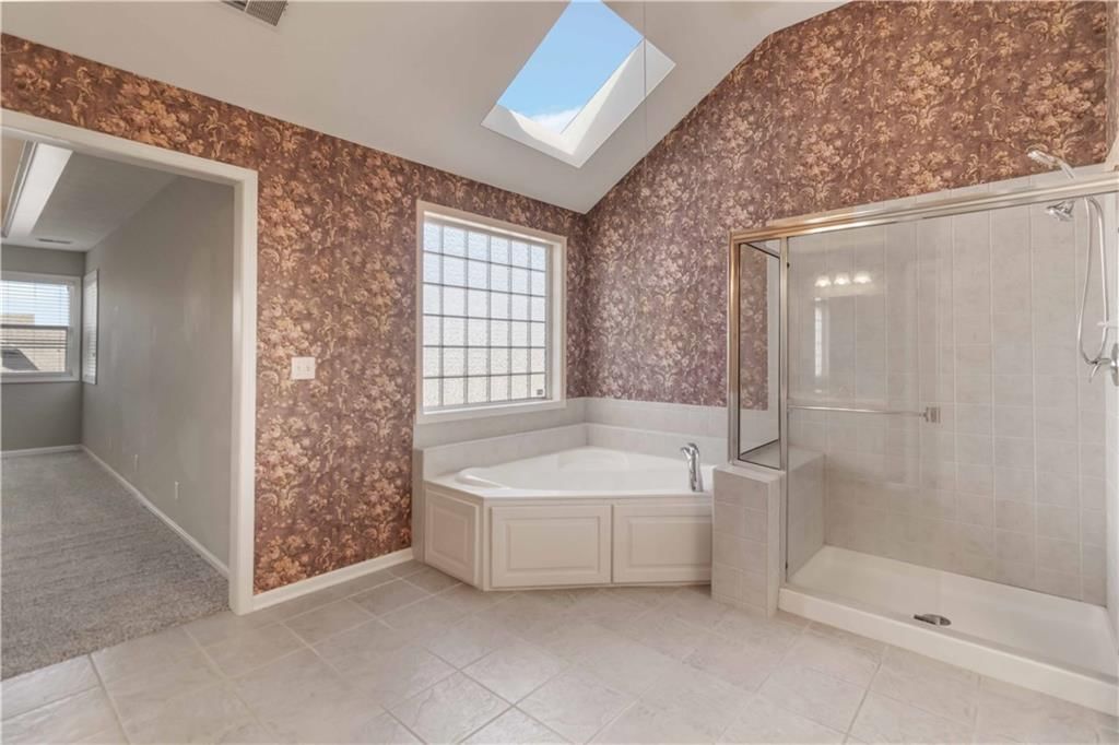 9230 N Kentucky Street — photo 19