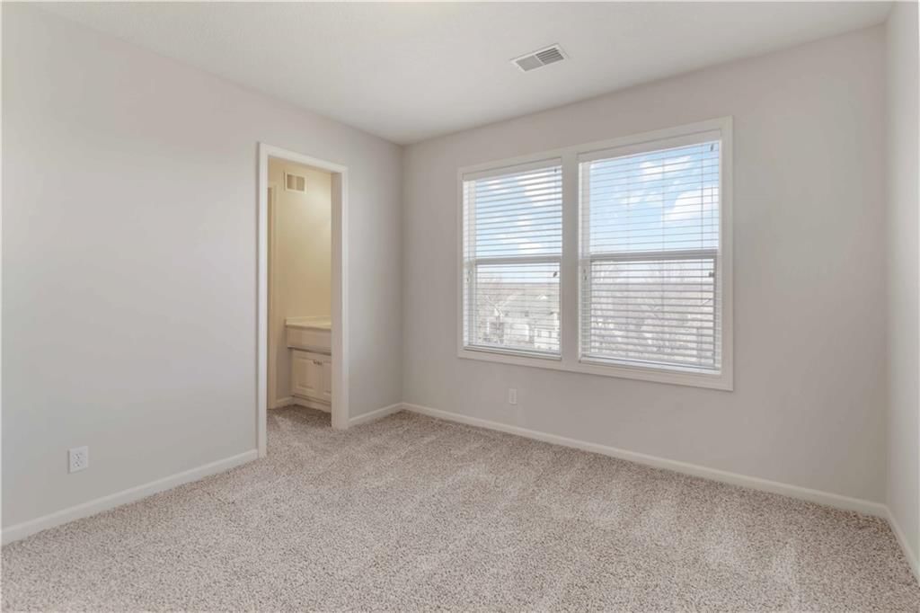9230 N Kentucky Street — photo 23