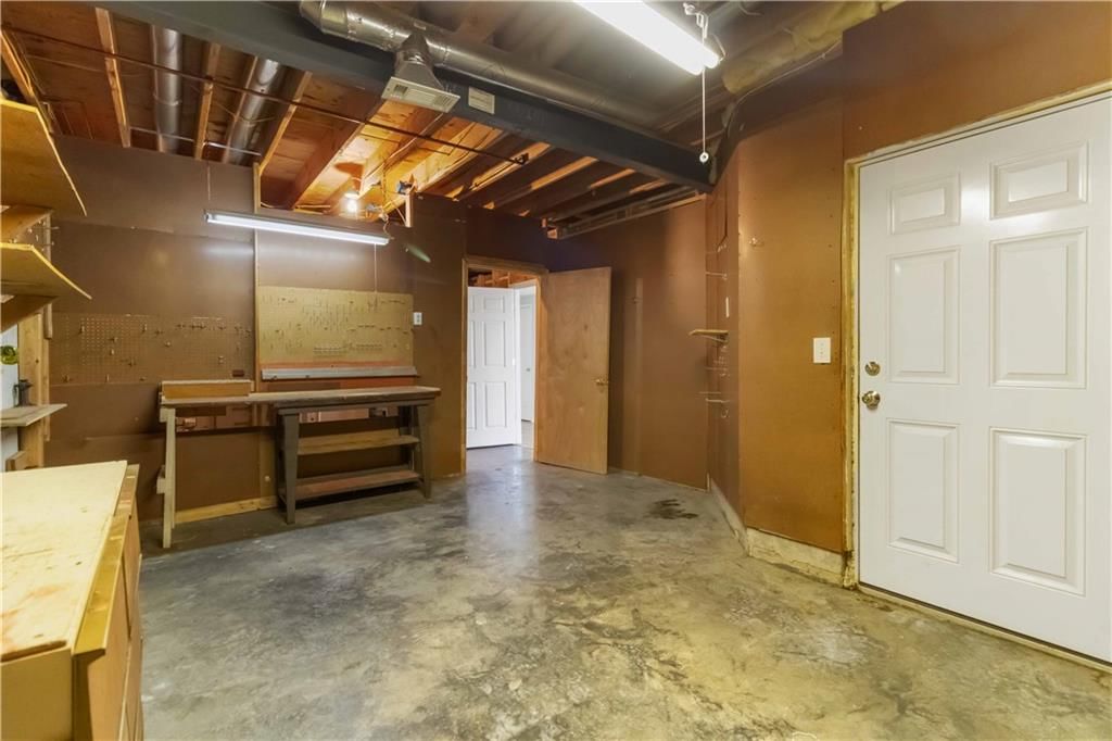 9230 N Kentucky Street — photo 27