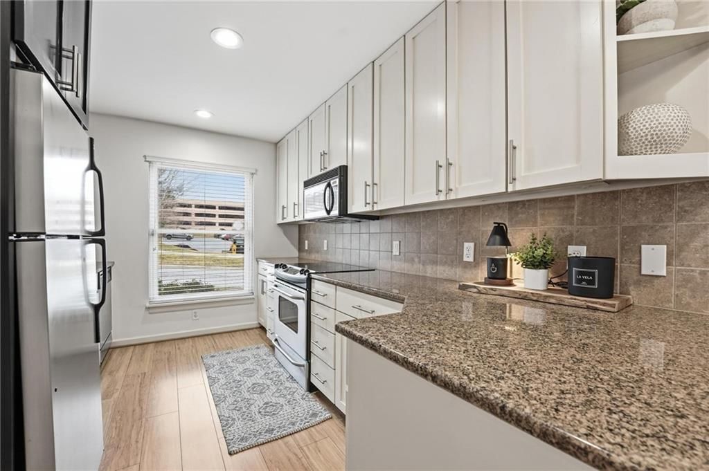 5004 Baltimore Street — photo 12