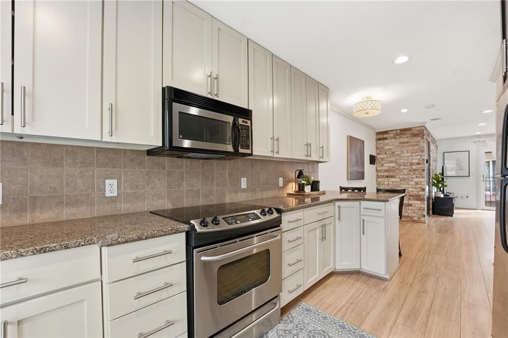 5004 Baltimore Street — photo 14