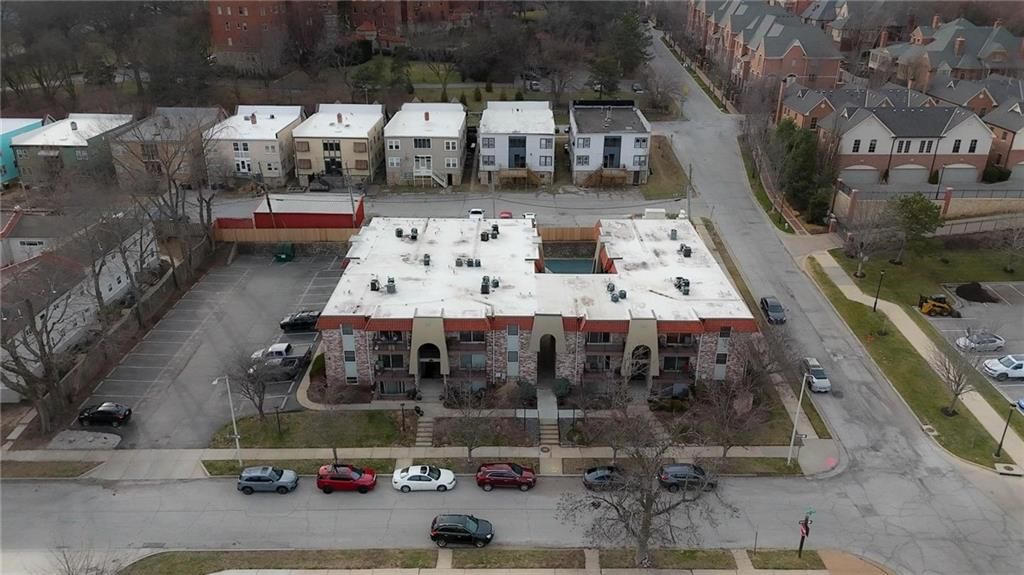 5004 Baltimore Street — photo 29