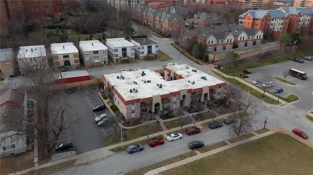 5004 Baltimore Street — photo 31
