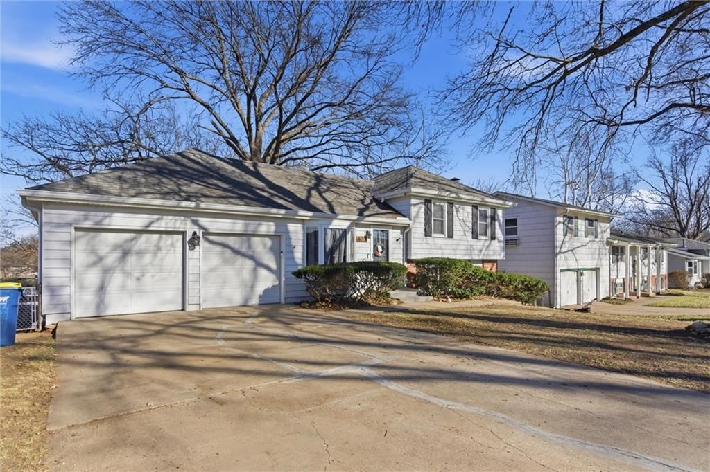 407 Glendale Road — photo 3