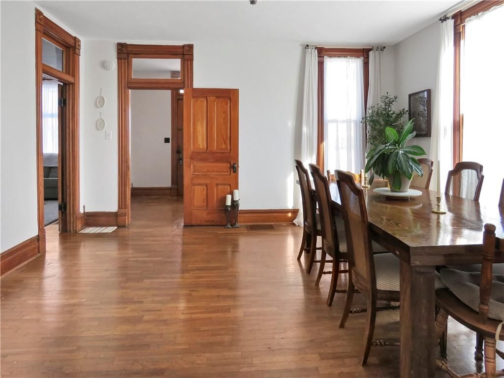 221 W Allison Street — photo 10