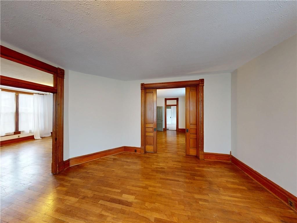 221 W Allison Street — photo 25