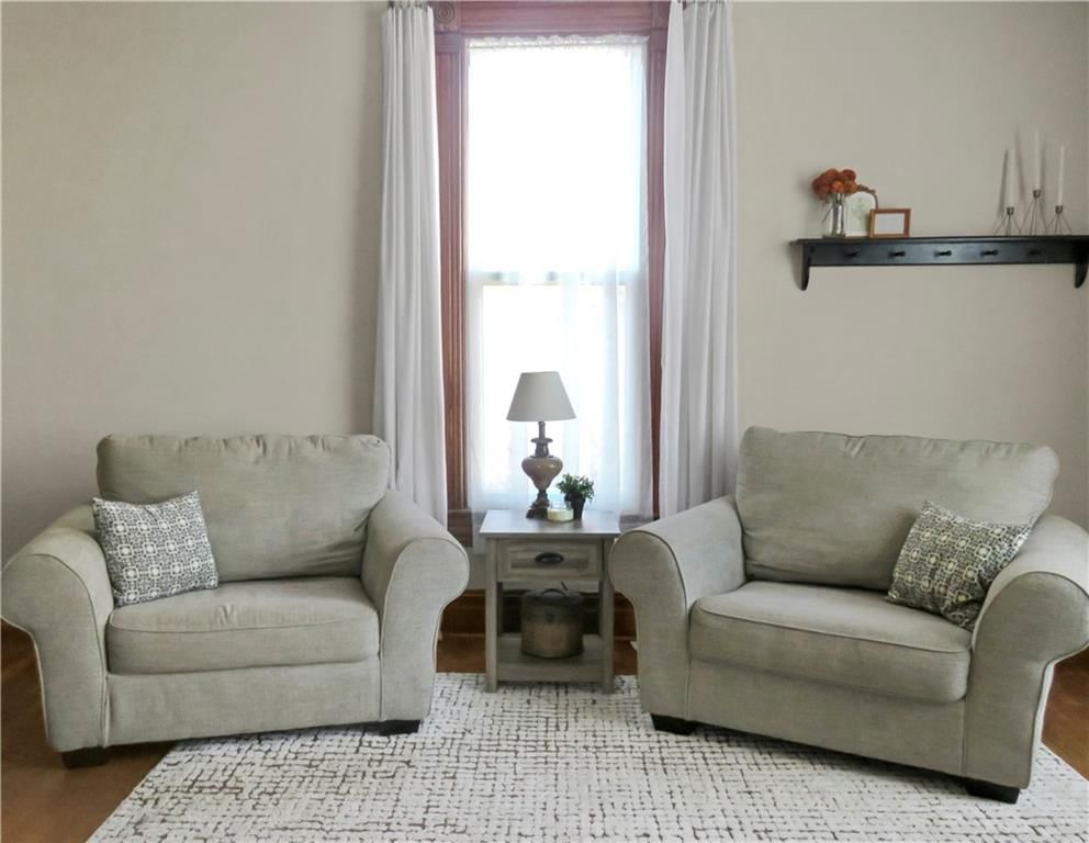 221 W Allison Street — photo 29