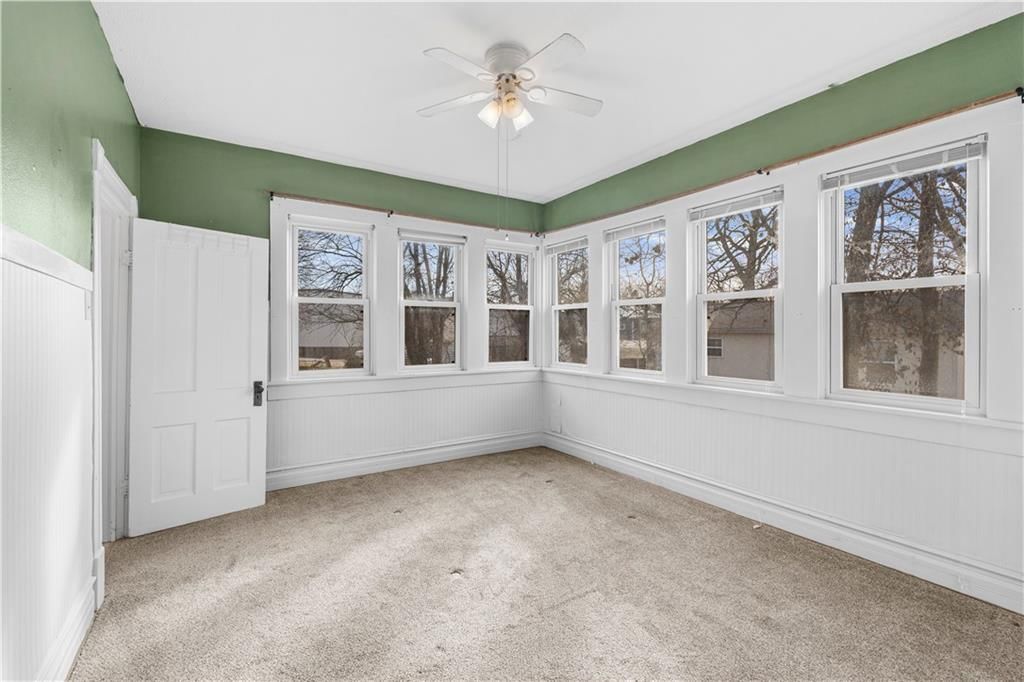 221 W Allison Street — photo 41