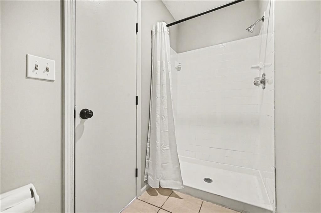 9008 W 77th Street — photo 19
