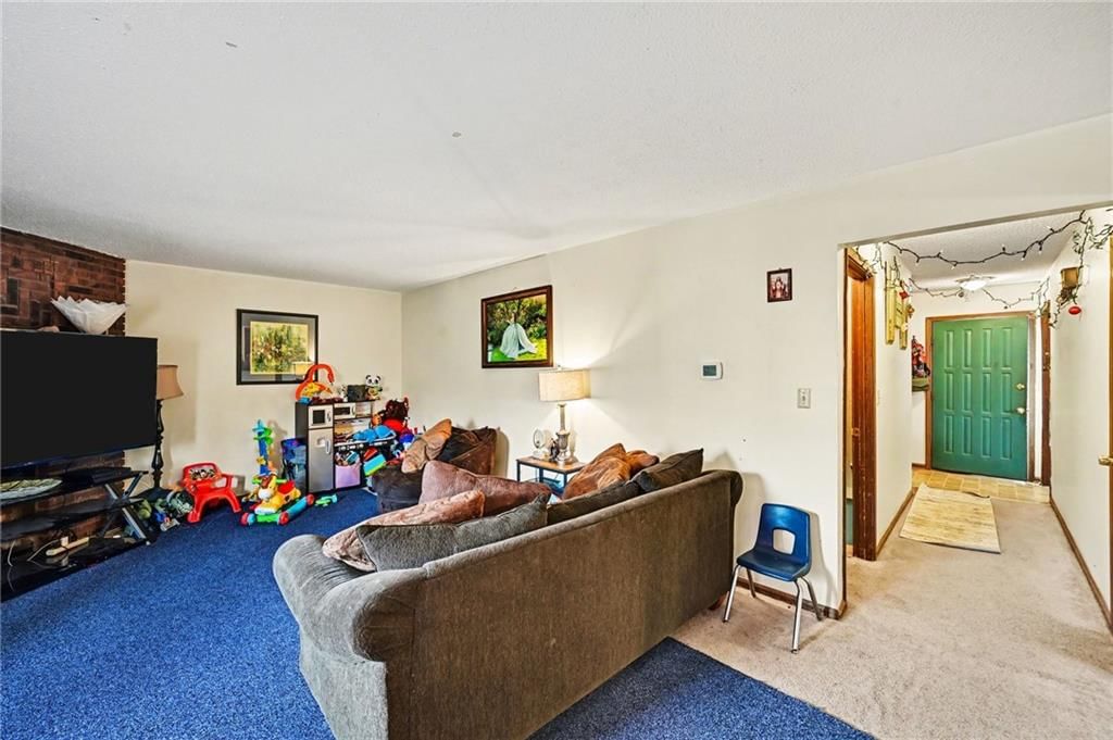 9008 W 77th Street — photo 31