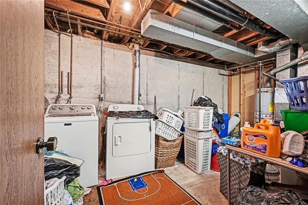 9008 W 77th Street — photo 47