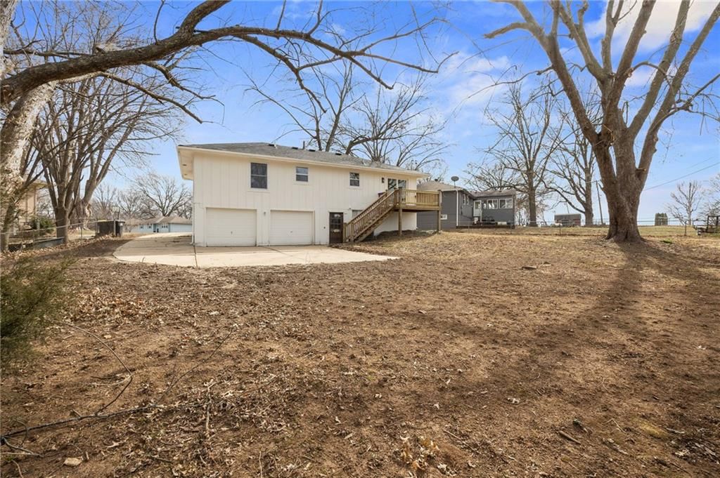 303 SW 25th Street — photo 18
