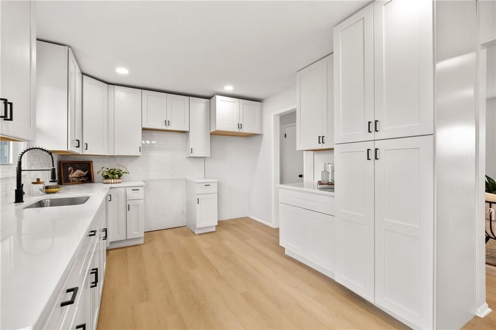 303 SW 25th Street — photo 23