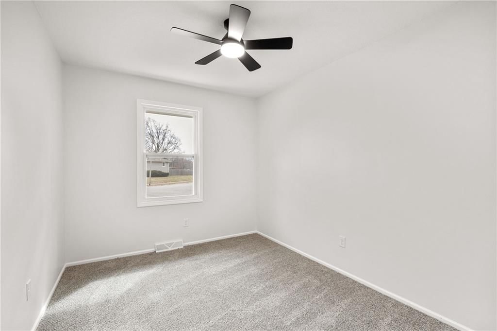 303 SW 25th Street — photo 30