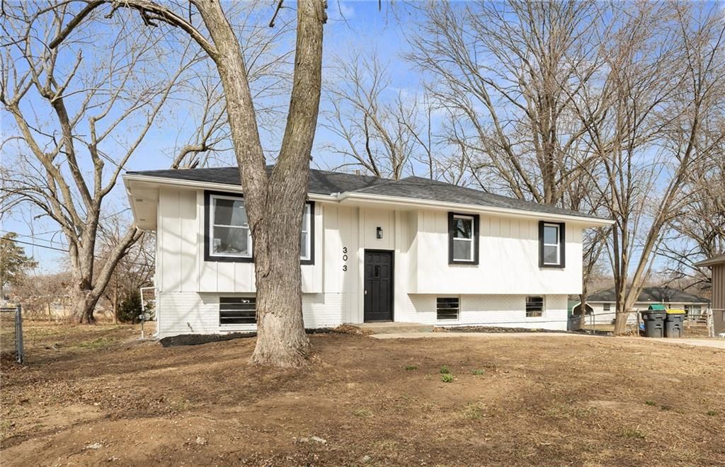 303 SW 25th Street — photo 36