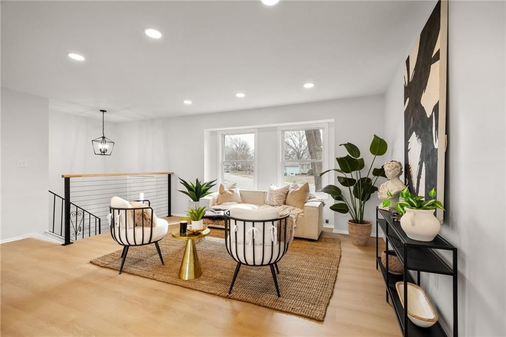 303 SW 25th Street — photo 40