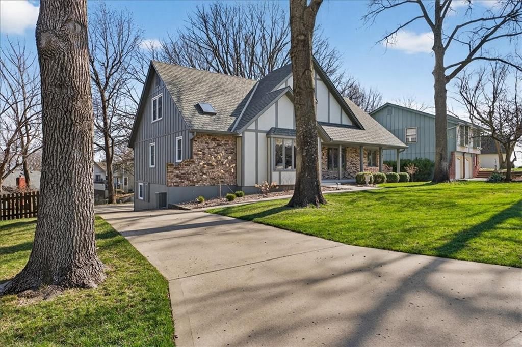 210 Cypress Street — photo 3